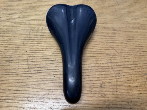 Wtb volt saddle medium 142mm - saddle,
